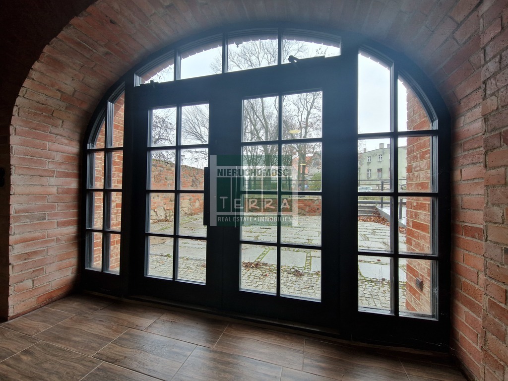 RESTAURACJA, PUB, APARTHOTEL (17)