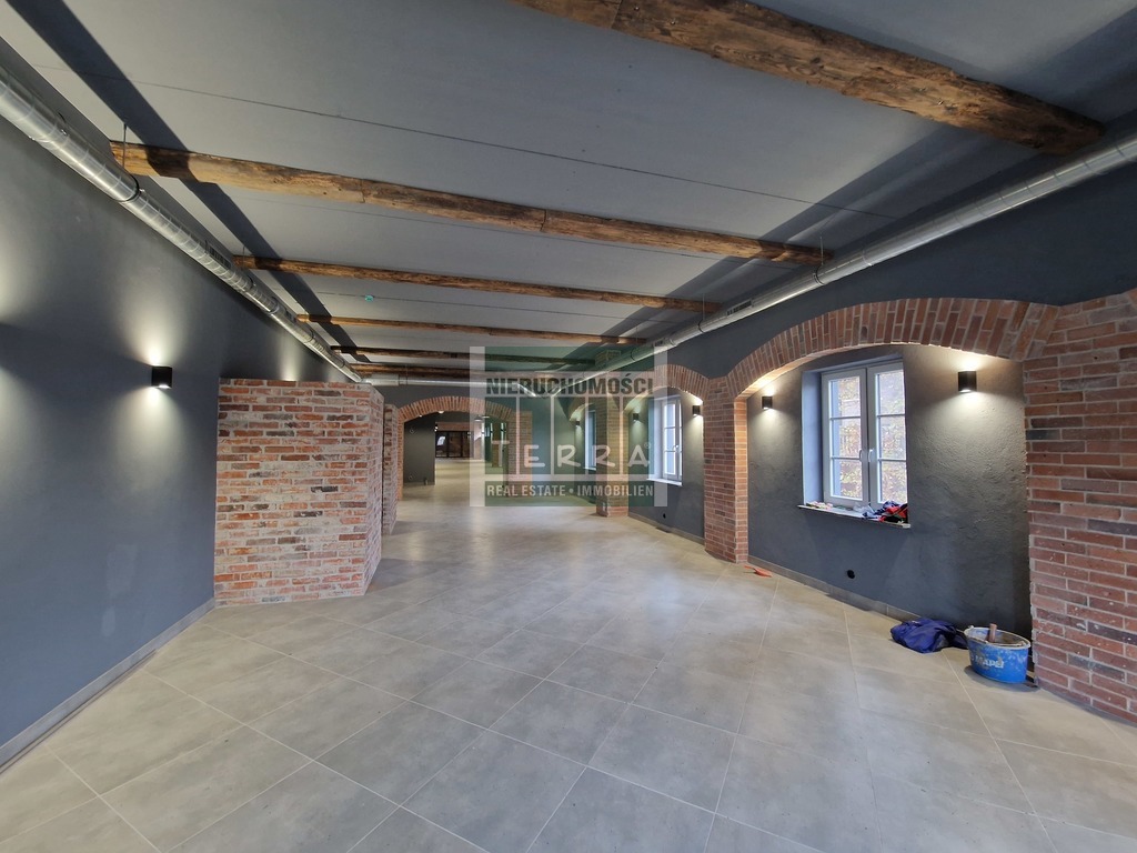 RESTAURACJA, PUB, APARTHOTEL (18)