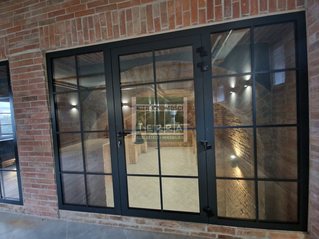 RESTAURACJA, PUB, APARTHOTEL (25)