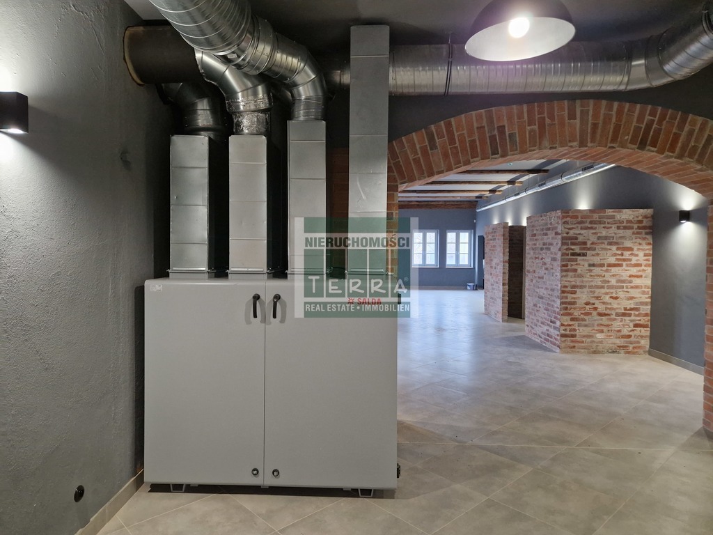 RESTAURACJA, PUB, APARTHOTEL (28)