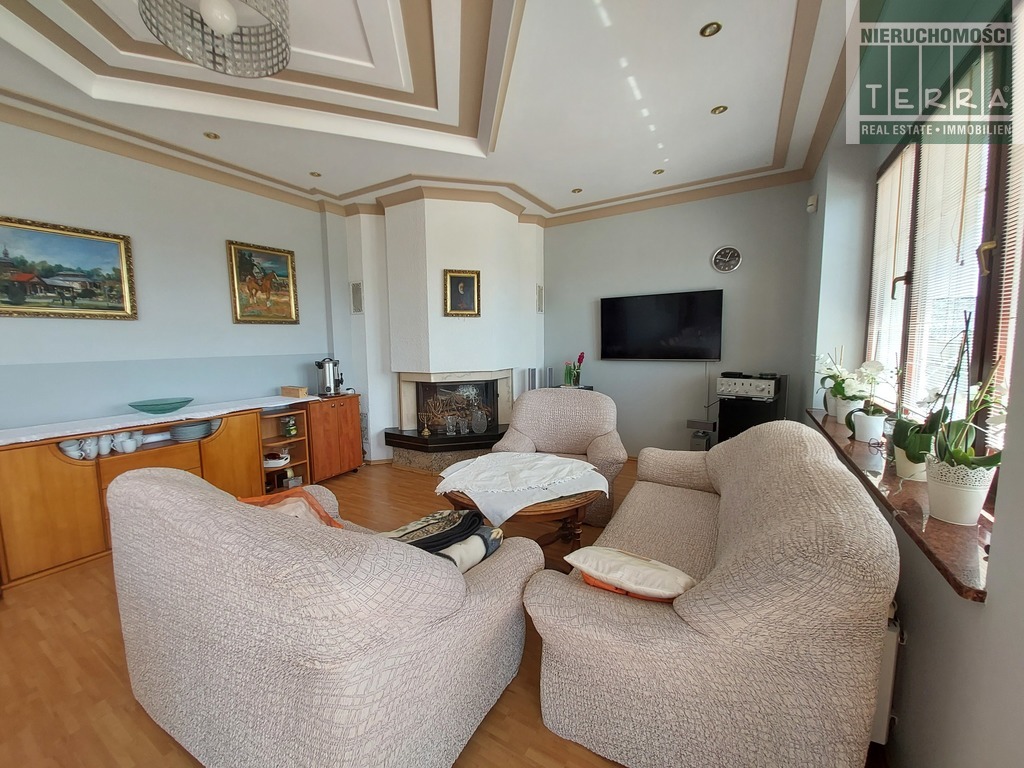 Prosperujący hotel w zacisznym miejscu. (6)