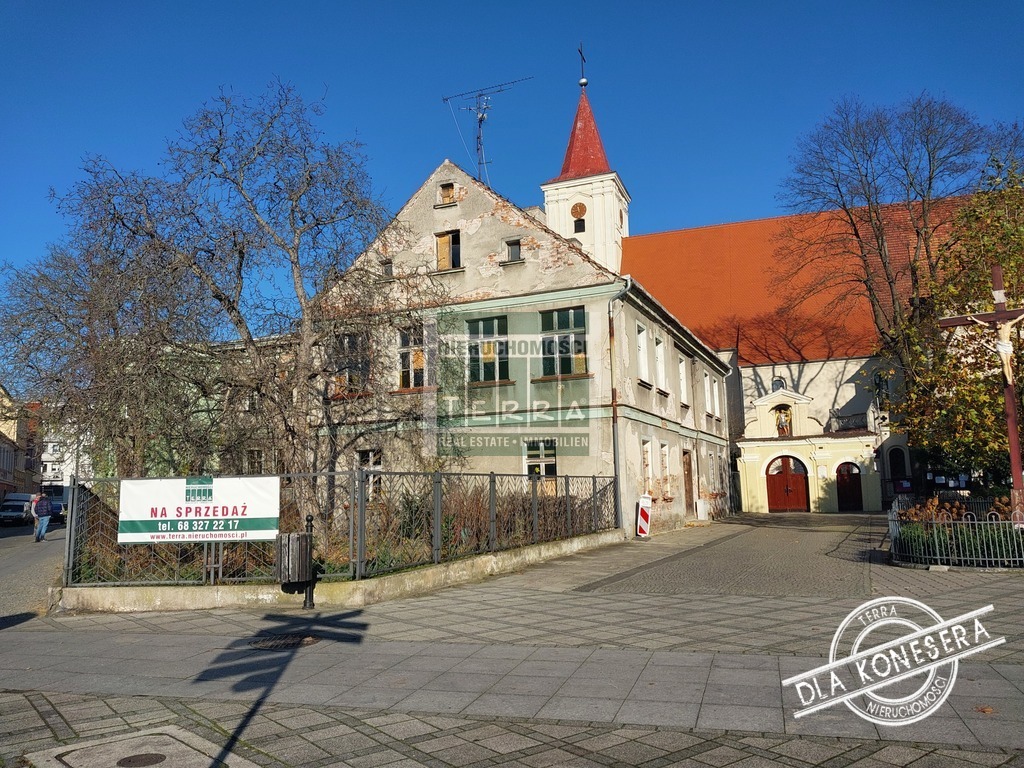 Kamienica w centrum Nowej Soli (1)