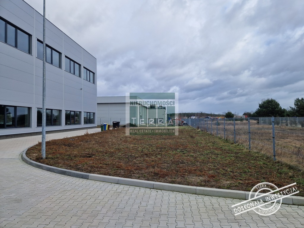 NOWOCZESNY OBIEKT PRODUKCYJNO - BIUROWY (7)