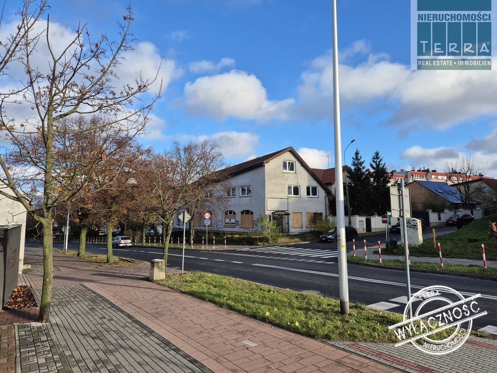 INWESTYCJA LUB SIEDZIBA TWOJEJ FIRMY (11)