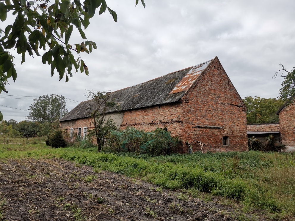 Nieruchomość zabud bud. do rem. kap. lub rozbiórki (1)