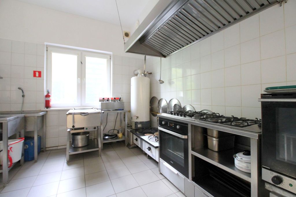 Pensjonat ze stołówką w Grzybowie (4)