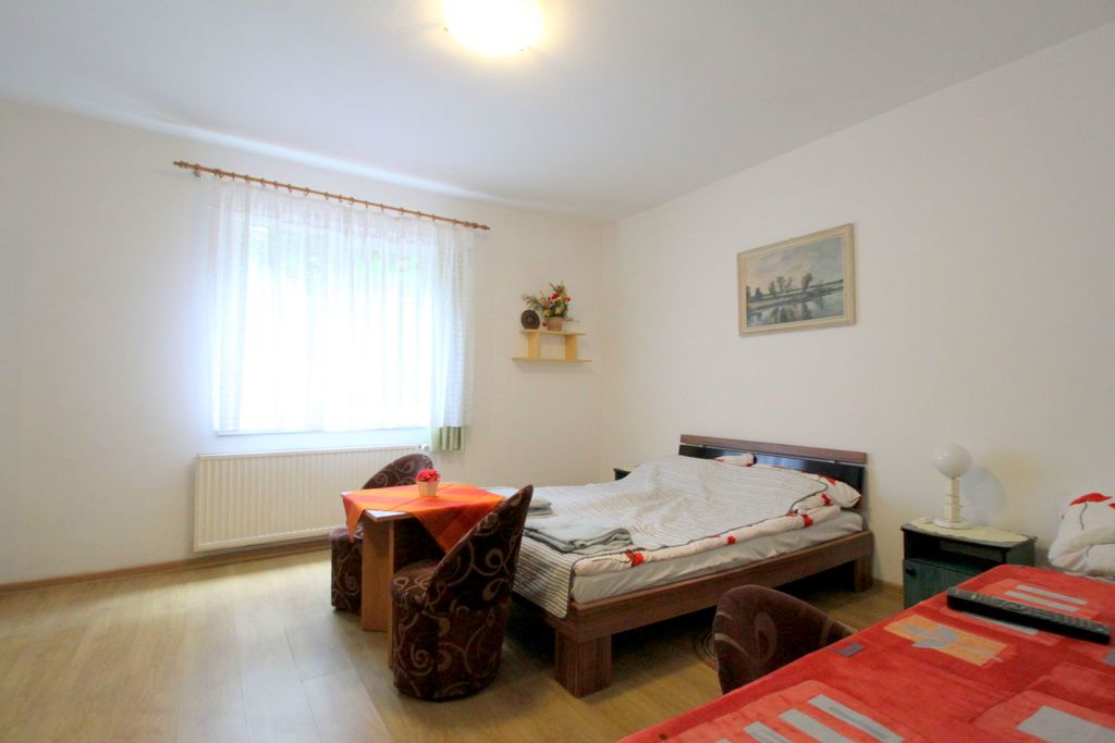 Pensjonat ze stołówką w Grzybowie (6)