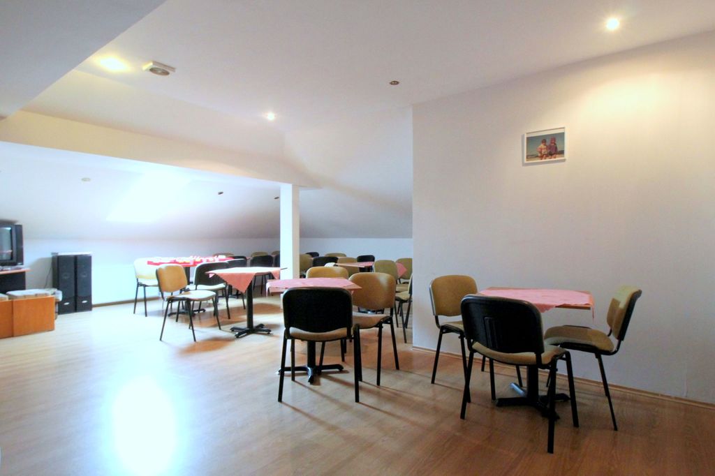 Pensjonat ze stołówką w Grzybowie (19)