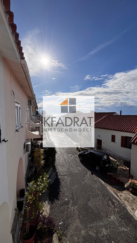 Top oferta domu z widokiem na morze . (2)