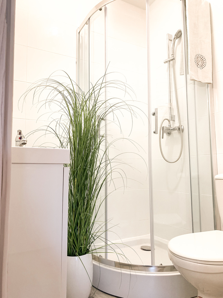 Kawalerkę sprzedam (2)