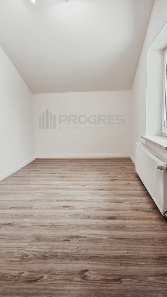 Dom jednorodzinny wolnostojący (5)