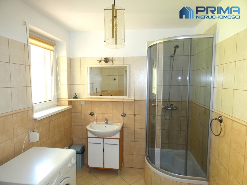 Dwa pokoje z balkonem, bardzo dobra lokalizacja! (6)