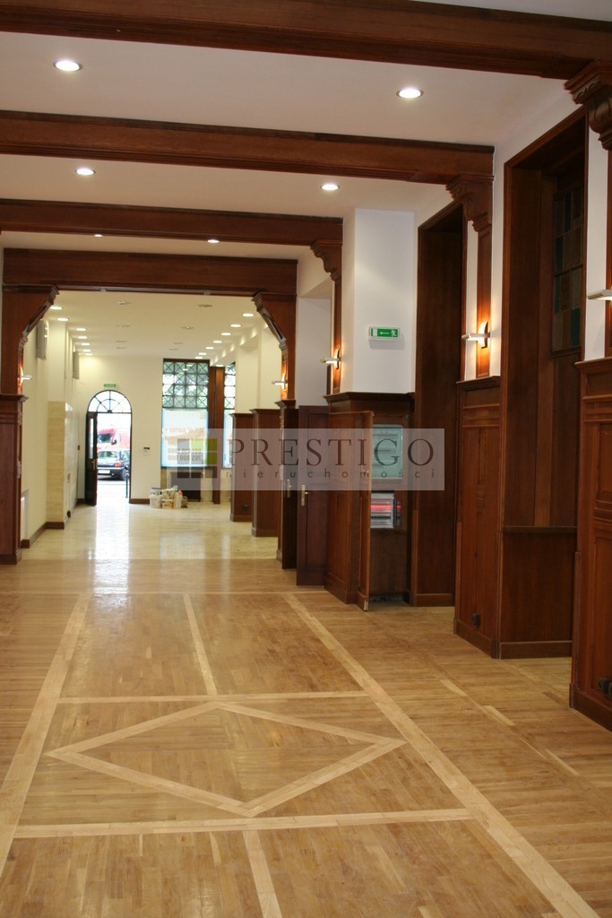 Prestiżowy Lokal w Centrum (10)