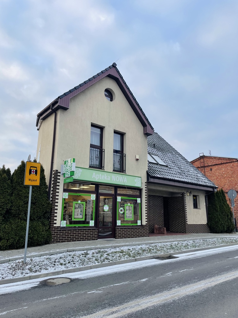 Dom Wolnostojący z licencjonowaną apteką. (17)