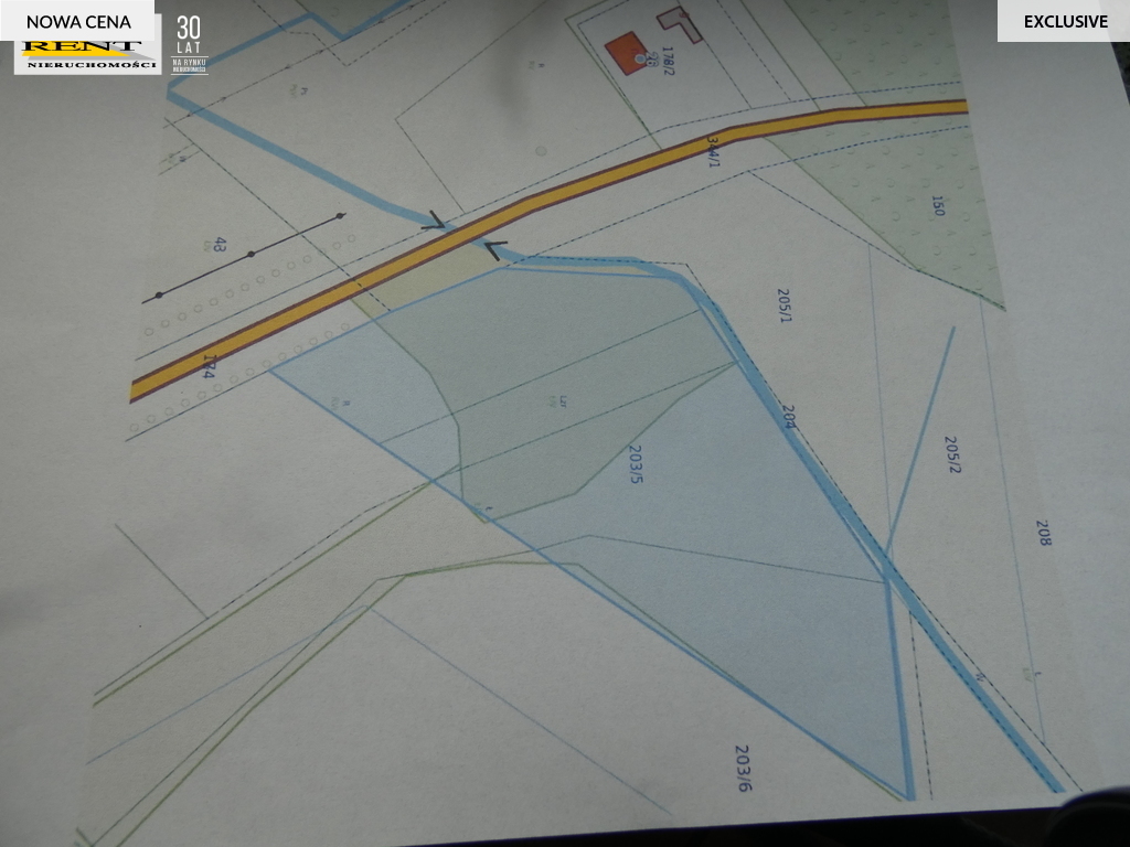 Duża działka z bujną zielenią  blisko miasta (7)