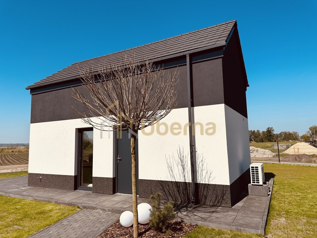 Dom wykończony pod klucz  nad jeziorem - 7,81% (16)