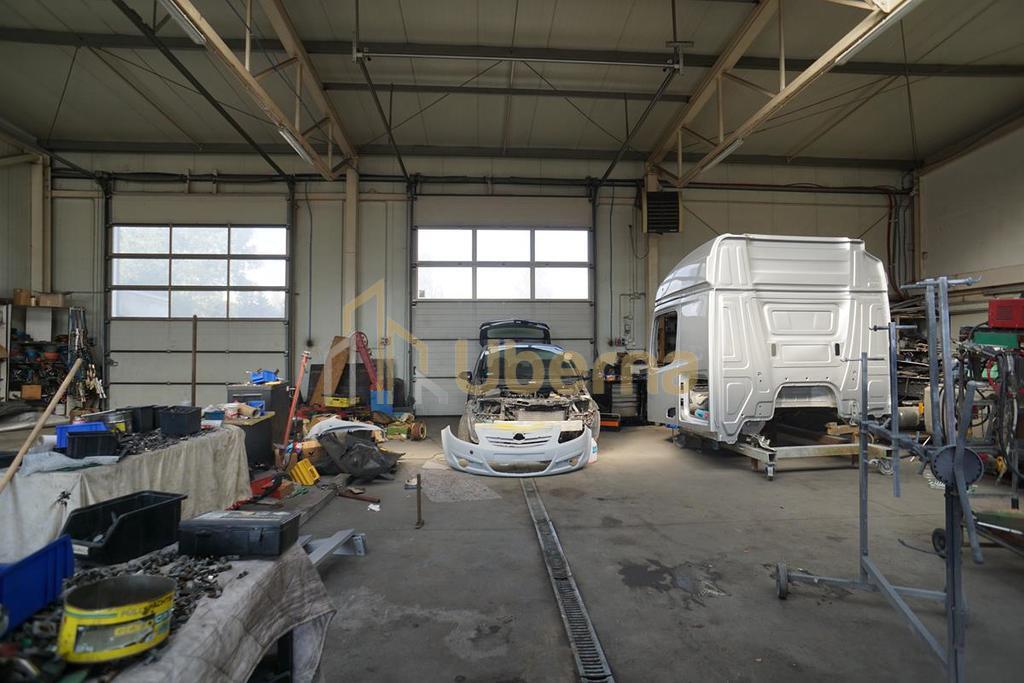 Obiekt komercyjny z działką przy drodze krajowej (5)