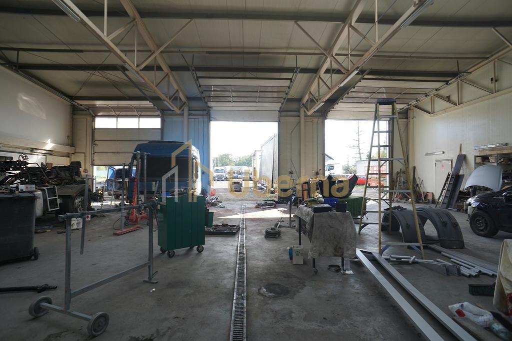 Obiekt komercyjny z działką przy drodze krajowej (6)