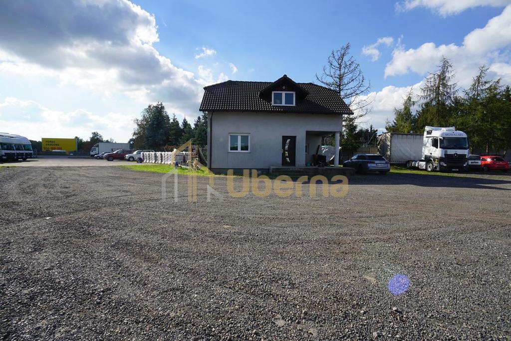 Obiekt komercyjny z działką przy drodze krajowej (15)