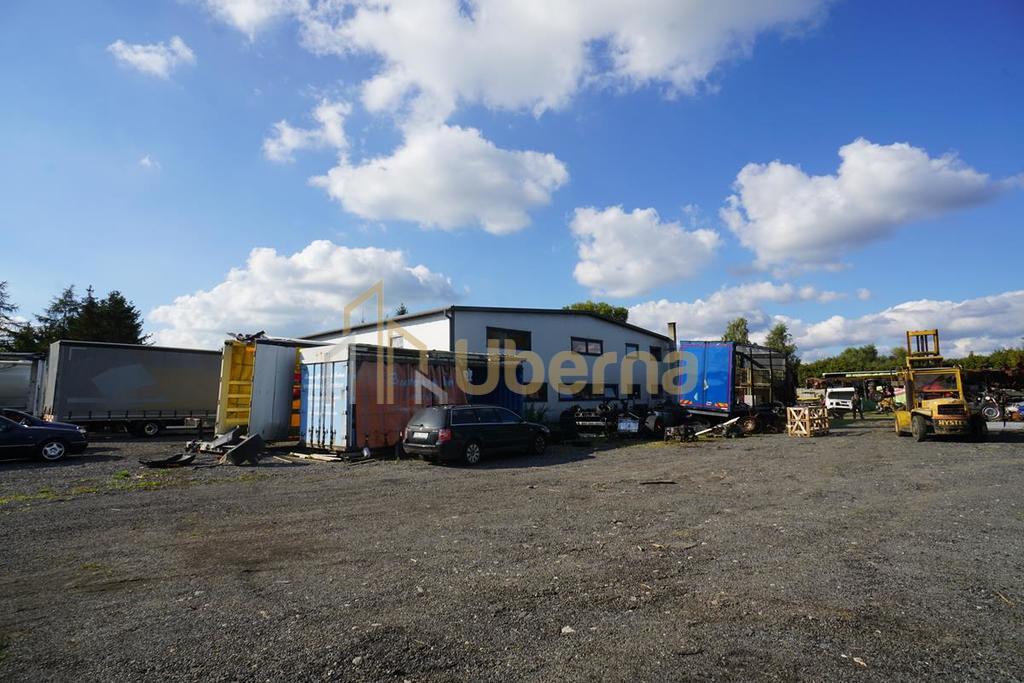 Obiekt komercyjny z działką przy drodze krajowej (12)