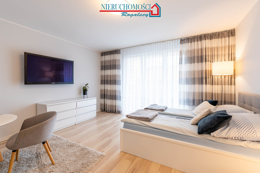 Mieszkanie 1-pokojowe z komórką i parkingiem (2)