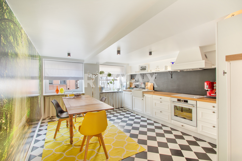 Mieszkanie w przedwojennej kamienicy Kołobrzeg (4)