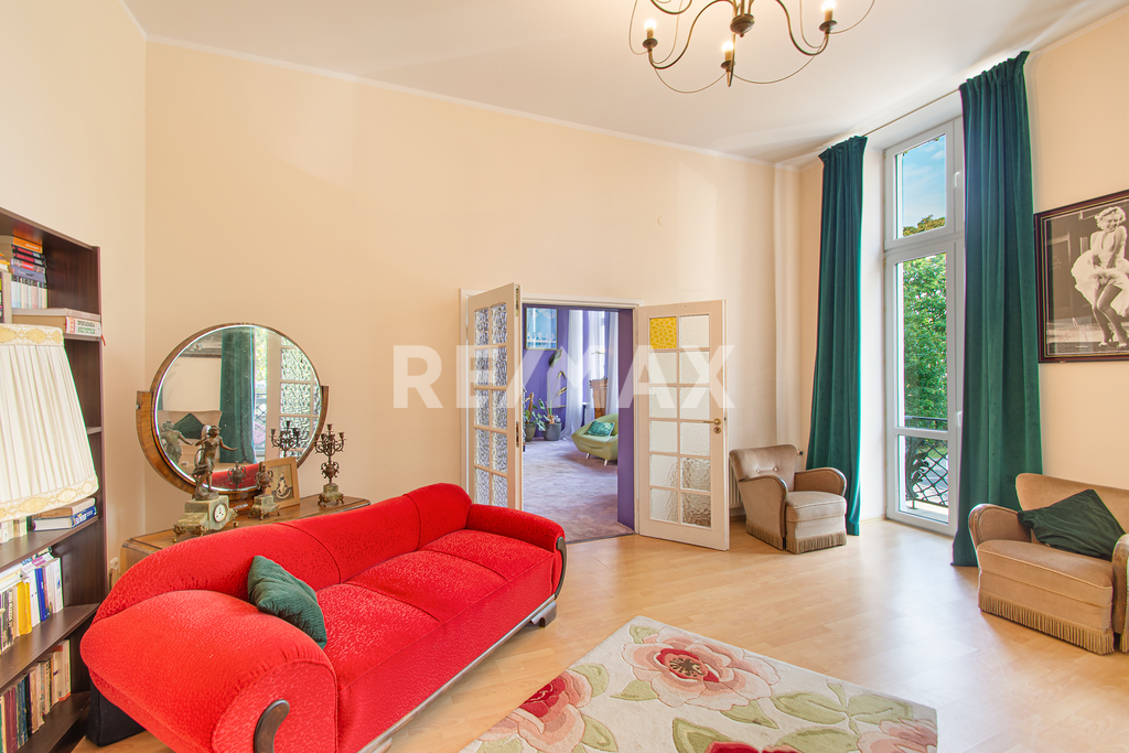 Mieszkanie w przedwojennej kamienicy Kołobrzeg (1)