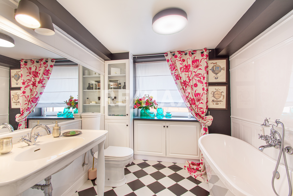 Mieszkanie w przedwojennej kamienicy Kołobrzeg (10)