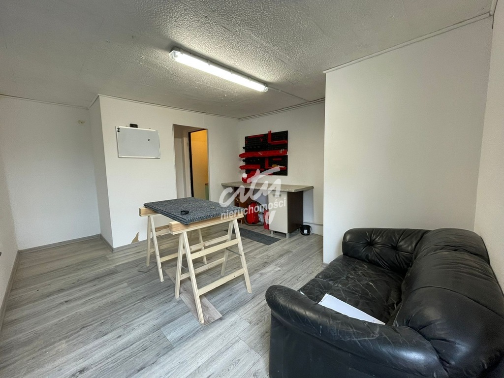 PAWILON 60M2 PRZY GŁÓWNEJ ULICY W DĄBIU (3)