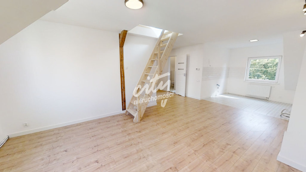 [3D] Nowe 2 pok.+poddasze, blisko ronda Giedroycia (4)