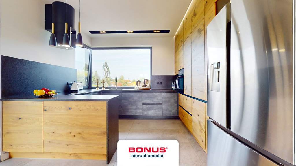 Piękny, nowoczesny dom wolnostojący (4)