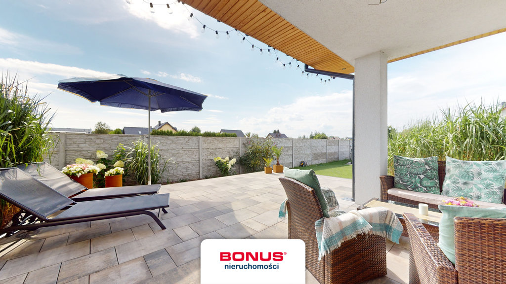 Piękny, nowoczesny dom wolnostojący (29)