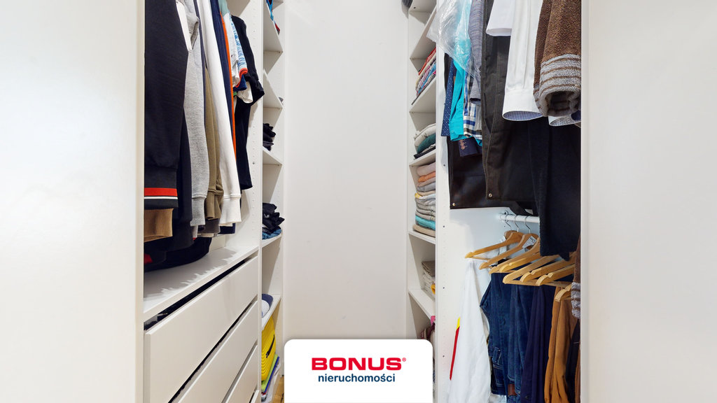 Piękny, nowoczesny dom wolnostojący (26)