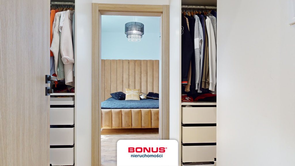 Piękny, nowoczesny dom wolnostojący (25)