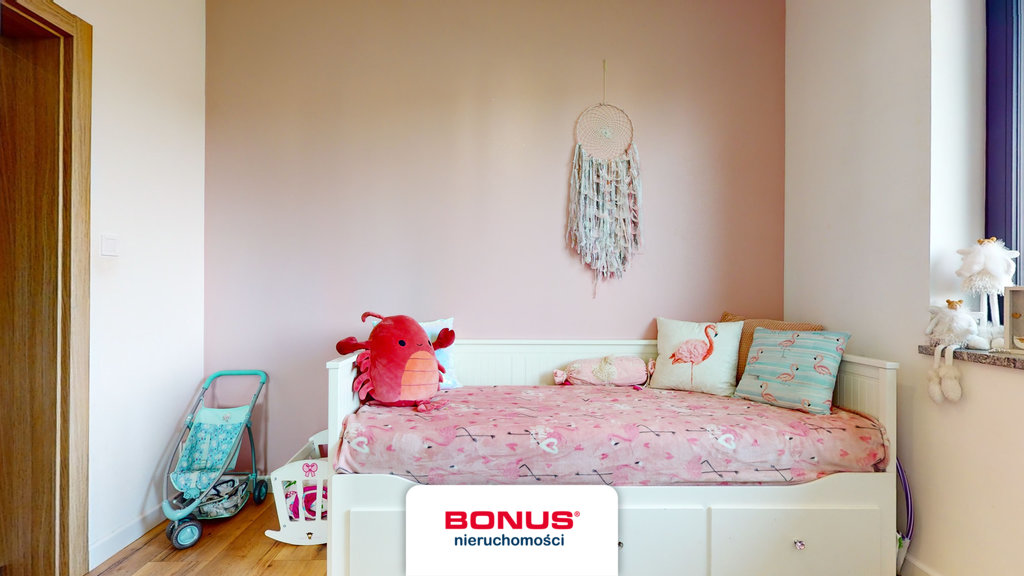 Piękny, nowoczesny dom wolnostojący (18)