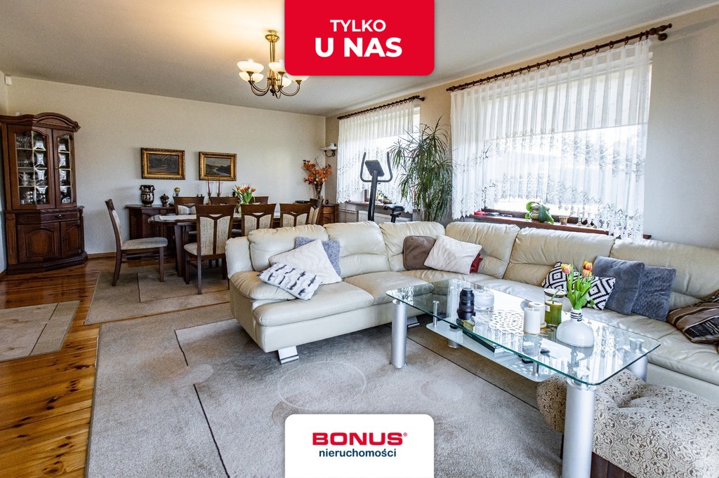 Komfortowy dom w Pucicach z dużą działką (1)