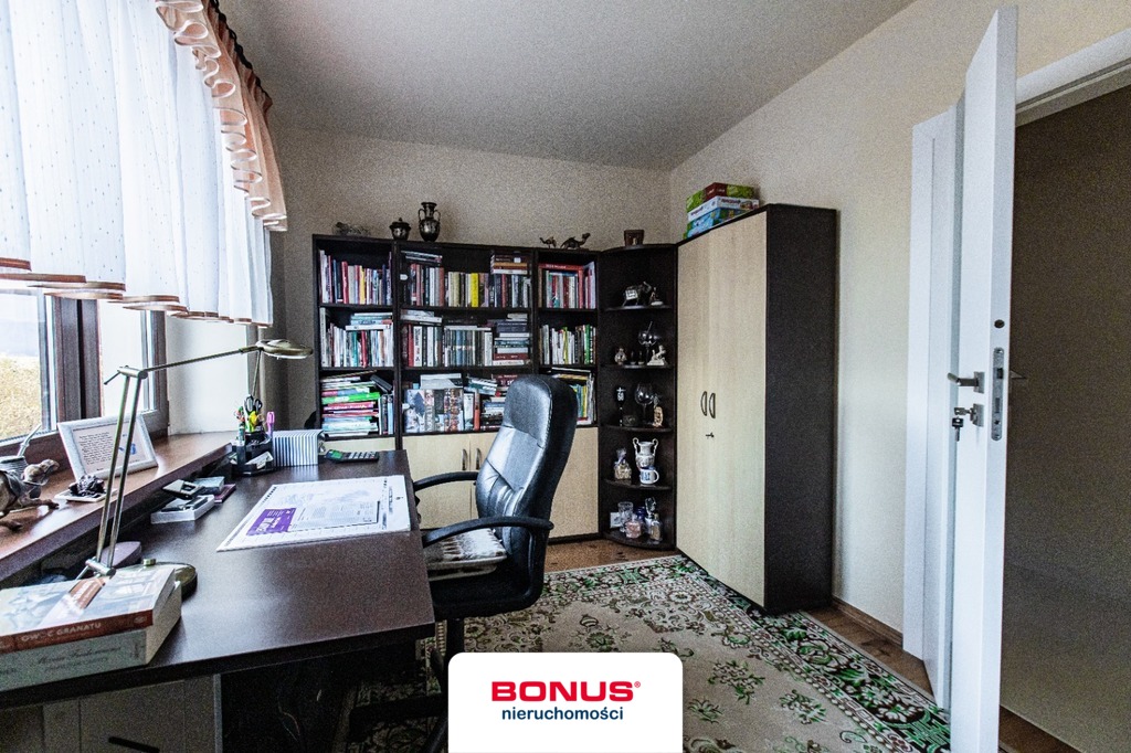 Komfortowy dom w Pucicach z dużą działką (10)