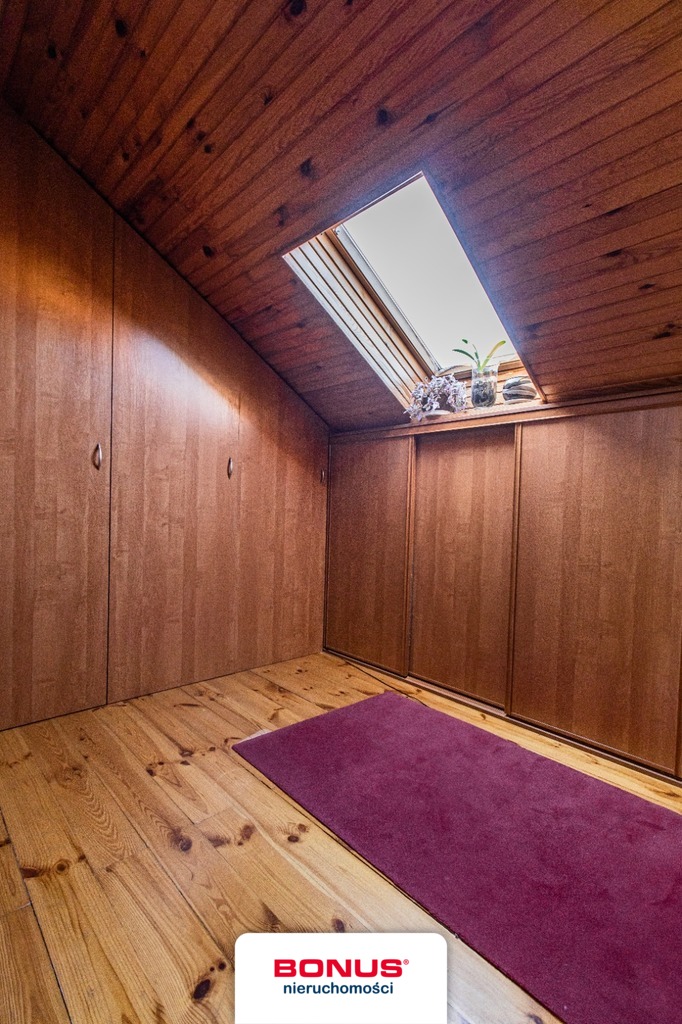 Komfortowy dom w Pucicach z dużą działką (13)