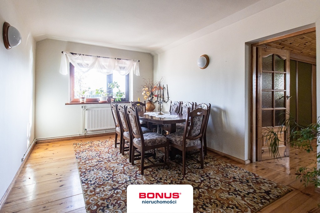 Komfortowy dom w Pucicach z dużą działką (20)