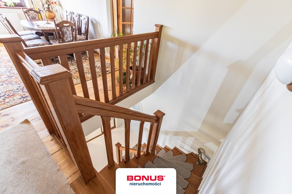 Komfortowy dom w Pucicach z dużą działką (22)