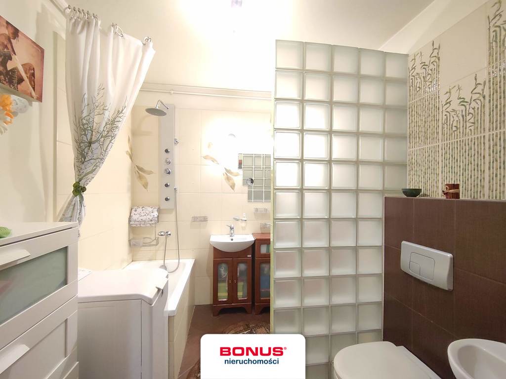 Duża kawalerka z możliwością 2 pok. (13)