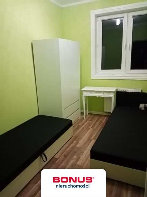 18 Pokoi, 7 Łazienek, 4 Kuchnie, Parking! Miedwie (11)