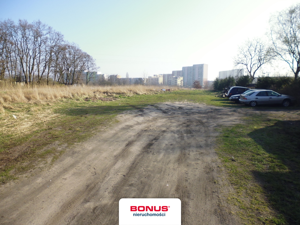 Atrakcyjny, komercyjny grunt w super lokalizacji! (3)