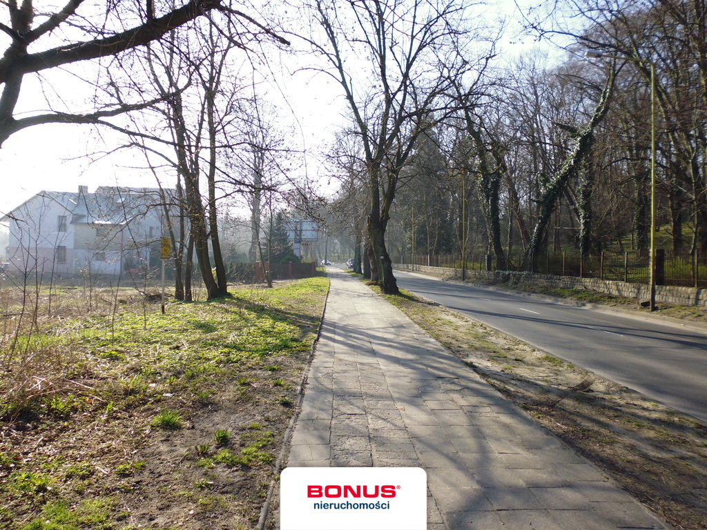 Atrakcyjny, komercyjny grunt w super lokalizacji! (5)