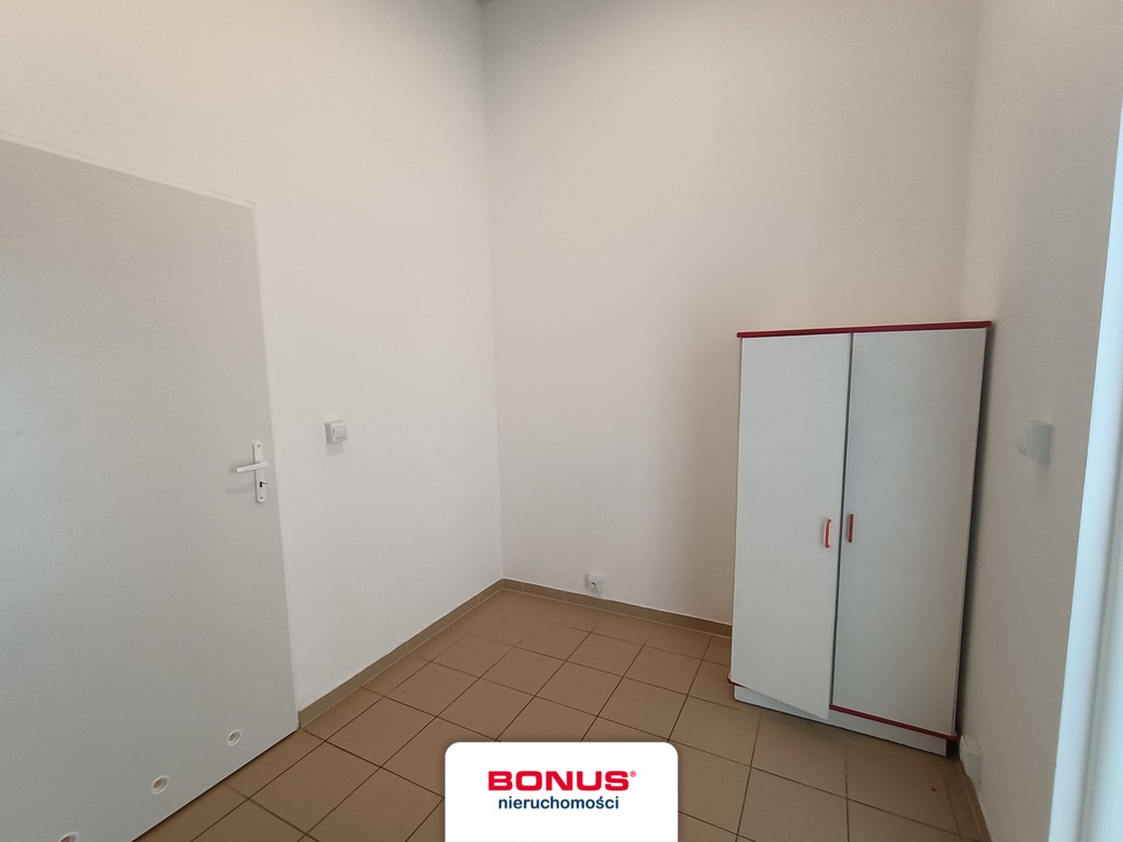 Lokal usługowo-handlowy w Centrum Stargardu! (7)