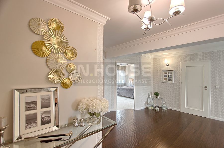 Luksusowy Apartament na Starówce z Garażem (8)