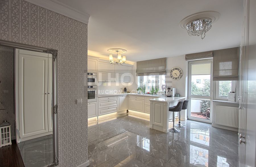 Luksusowy Apartament na Starówce z Garażem (6)