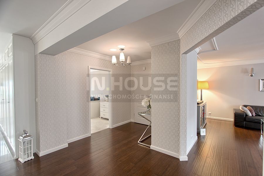 Luksusowy Apartament na Starówce z Garażem (20)