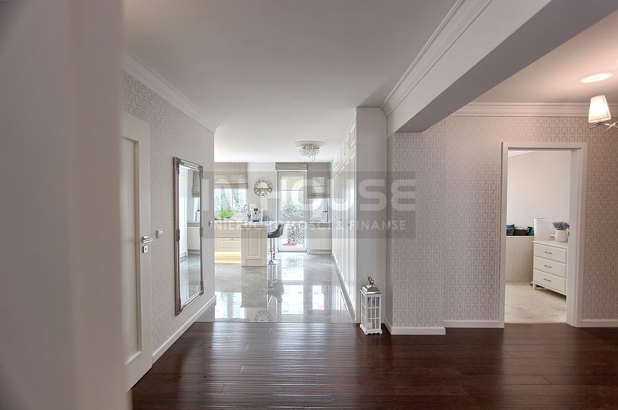 Luksusowy Apartament na Starówce z Garażem (16)