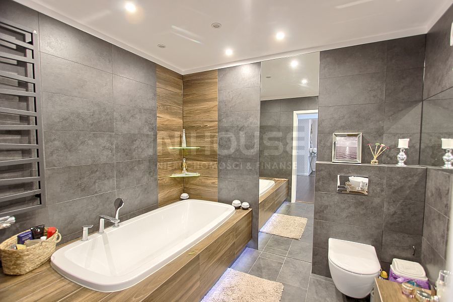 Luksusowy Apartament na Starówce z Garażem (9)